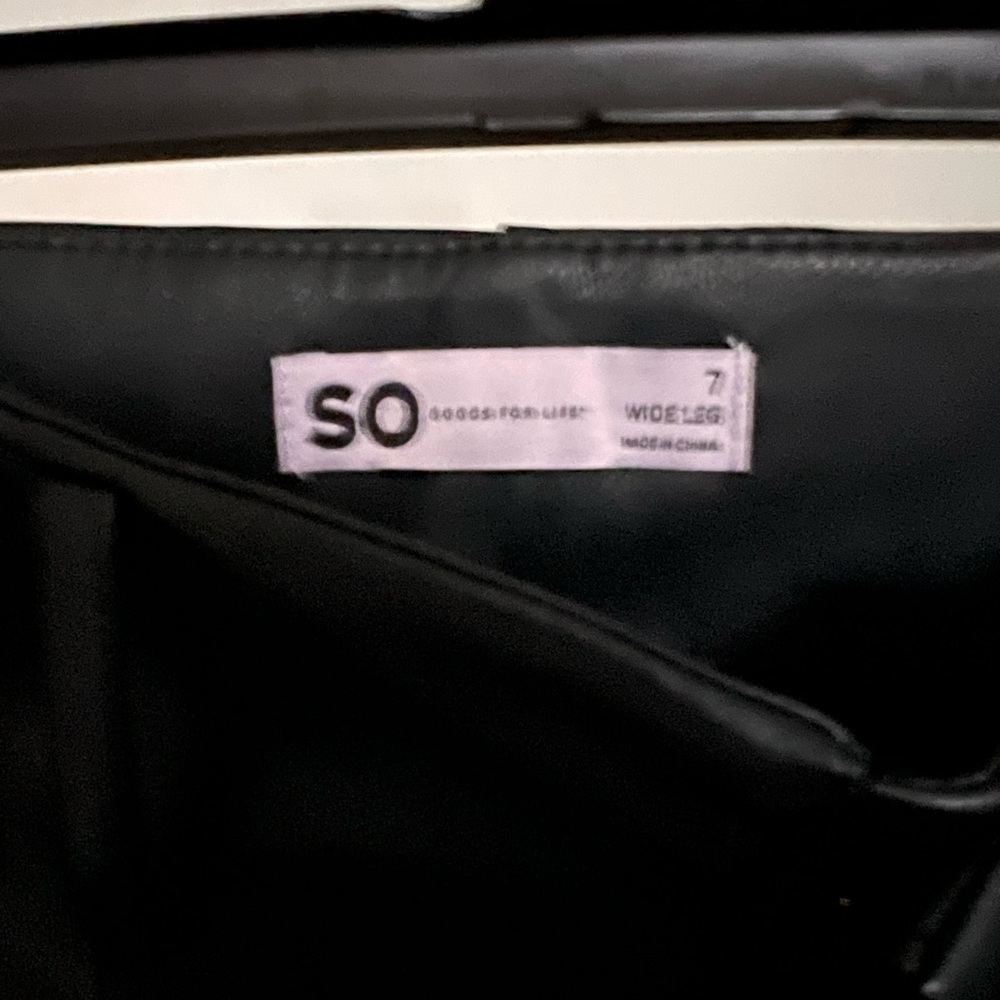 Wide Leg Leather Pants - Picture 3 of 4